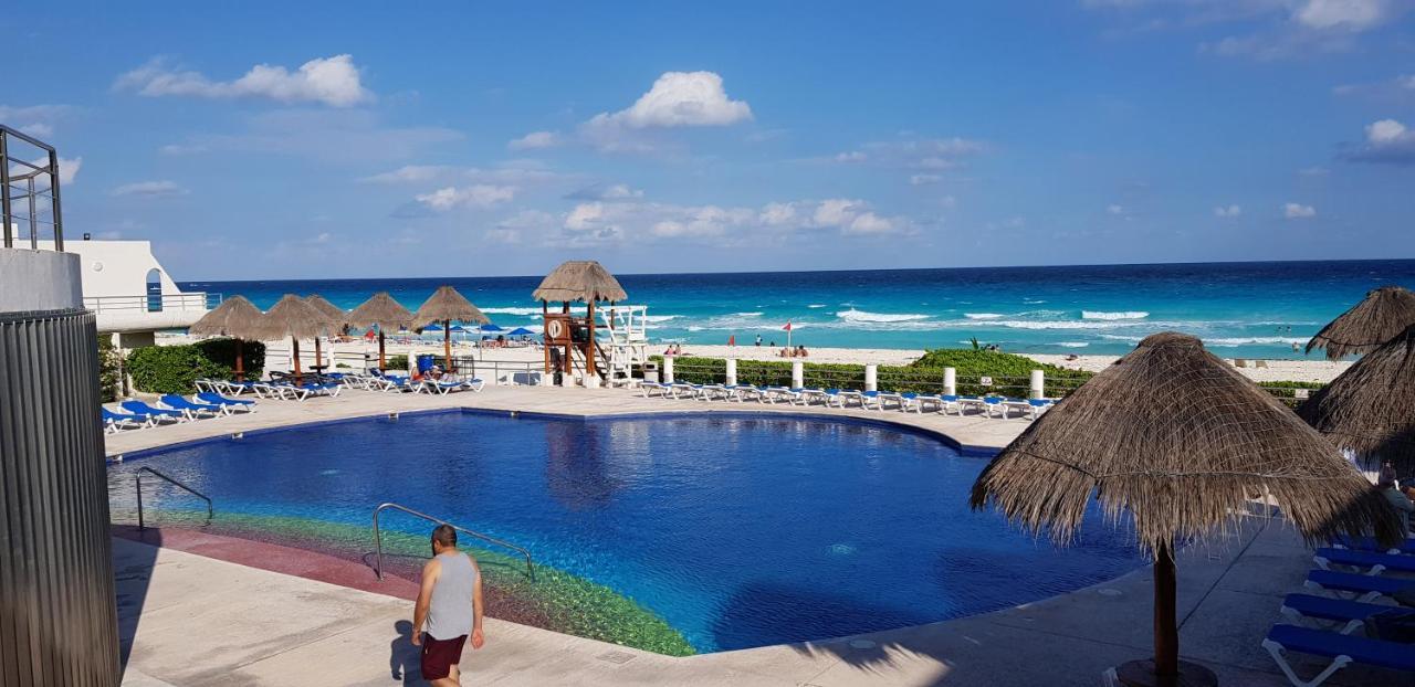 Marlin Turquesa Hospedaje A Pie De Playa Cancún Eksteriør billede