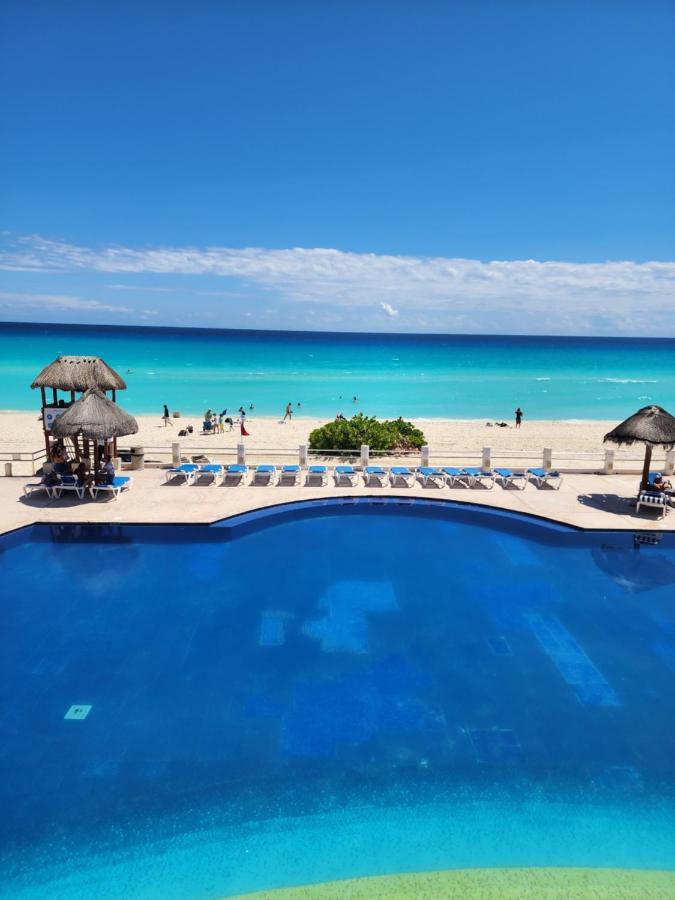 Marlin Turquesa Departamentos Frente Al Mar Lejlighed Cancún Eksteriør billede